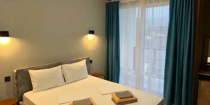 Трехкомнатный Apartment с кухней с 4 балконами