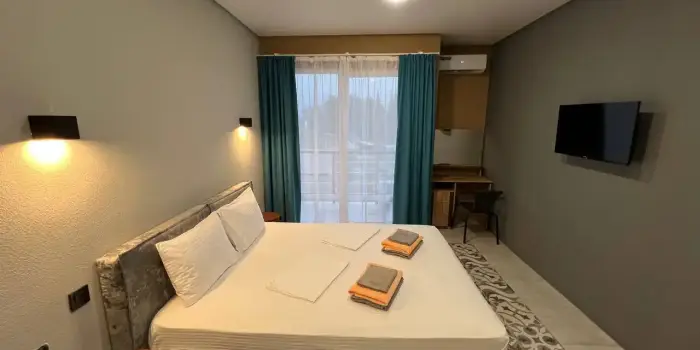 Трехкомнатный Apartment с кухней с 4 балконами