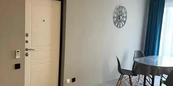  Трехкомнатный Apartment с кухней  с 4 балконами