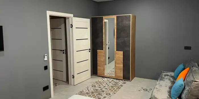 Трехкомнатный Apartment с кухней с 4 балконами