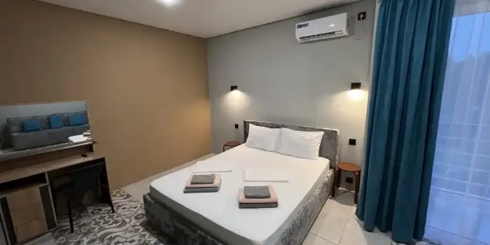 Трехкомнатный Apartment с кухней с 4 балконами